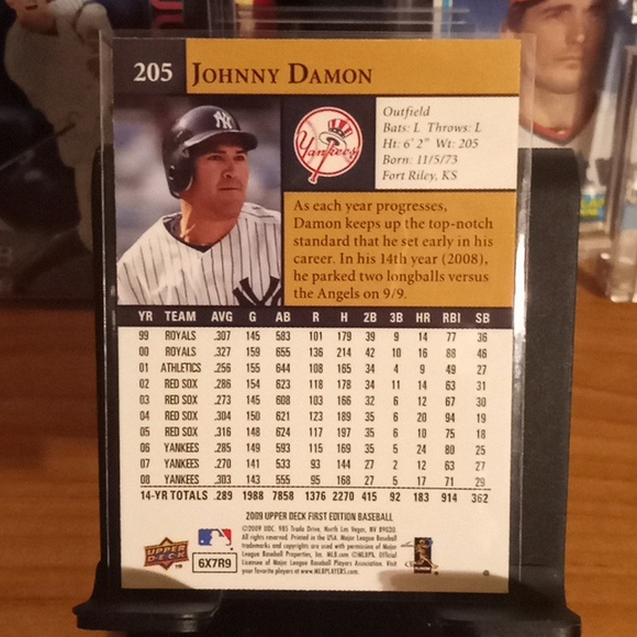 3 baseball card lot - Picture 4 of 7